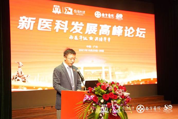 白小春 白小春