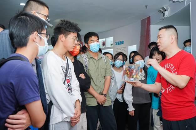 http://portal.smu.edu.cn/__local/0/98/4F/0A001D134AE105B24492FE08F66_C37EC60D_158C3.jpg http://portal.smu.edu.cn/__local/0/98/4F/0A001D134AE105B24492FE08F66_C37EC60D_158C3.jpg